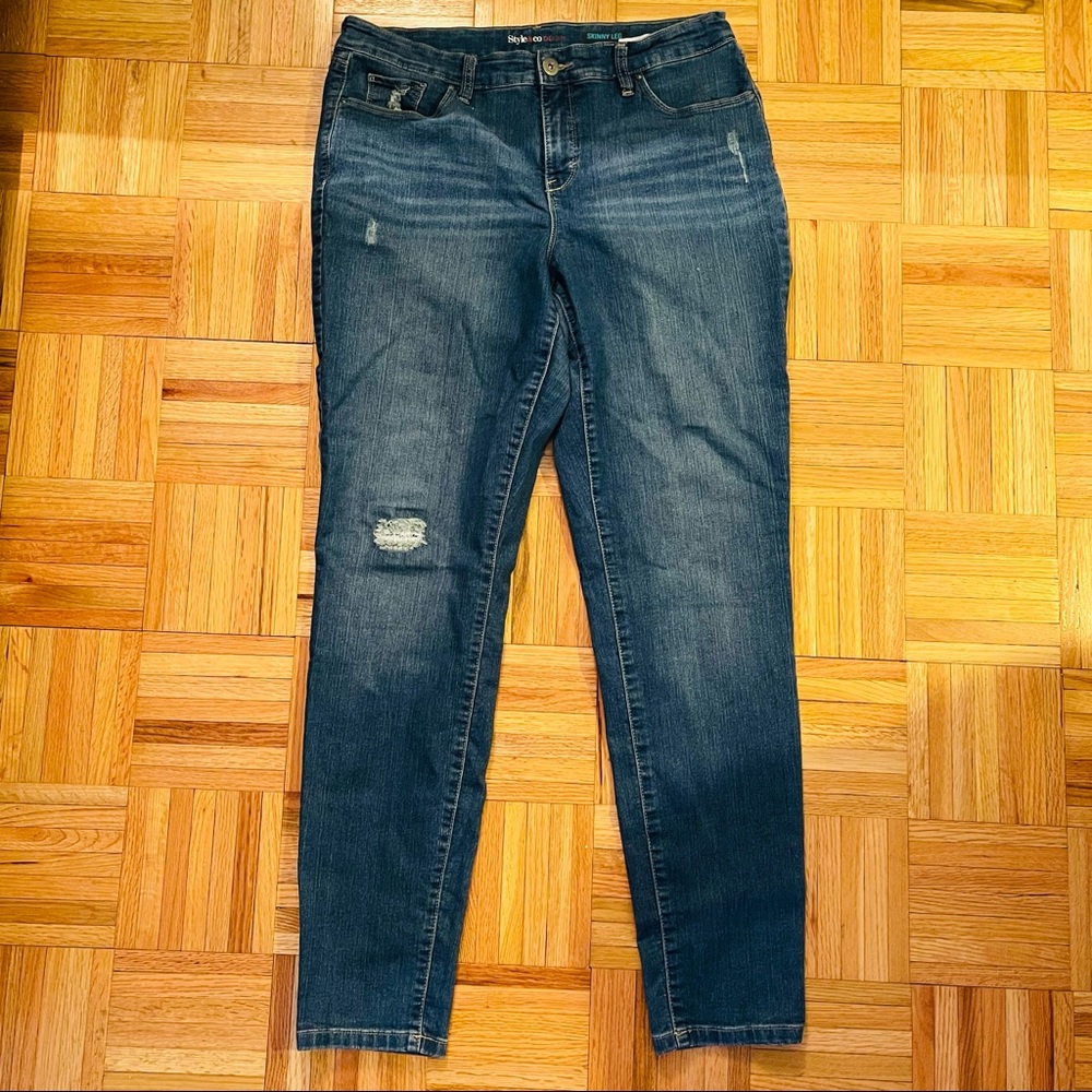 Style & co. Distressed skinny jeans. Sz 14.